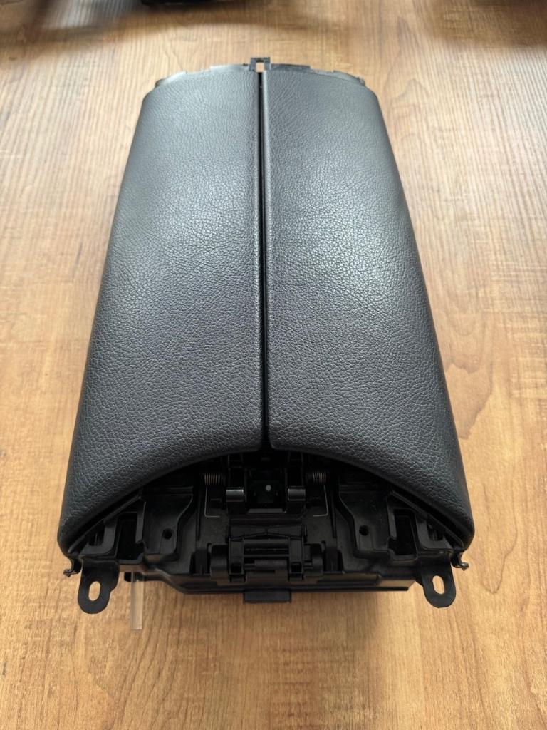 Mercedes C klasse (W205) middenconsole armsteun, Ophalen, Gebruikt, Mercedes-Benz
