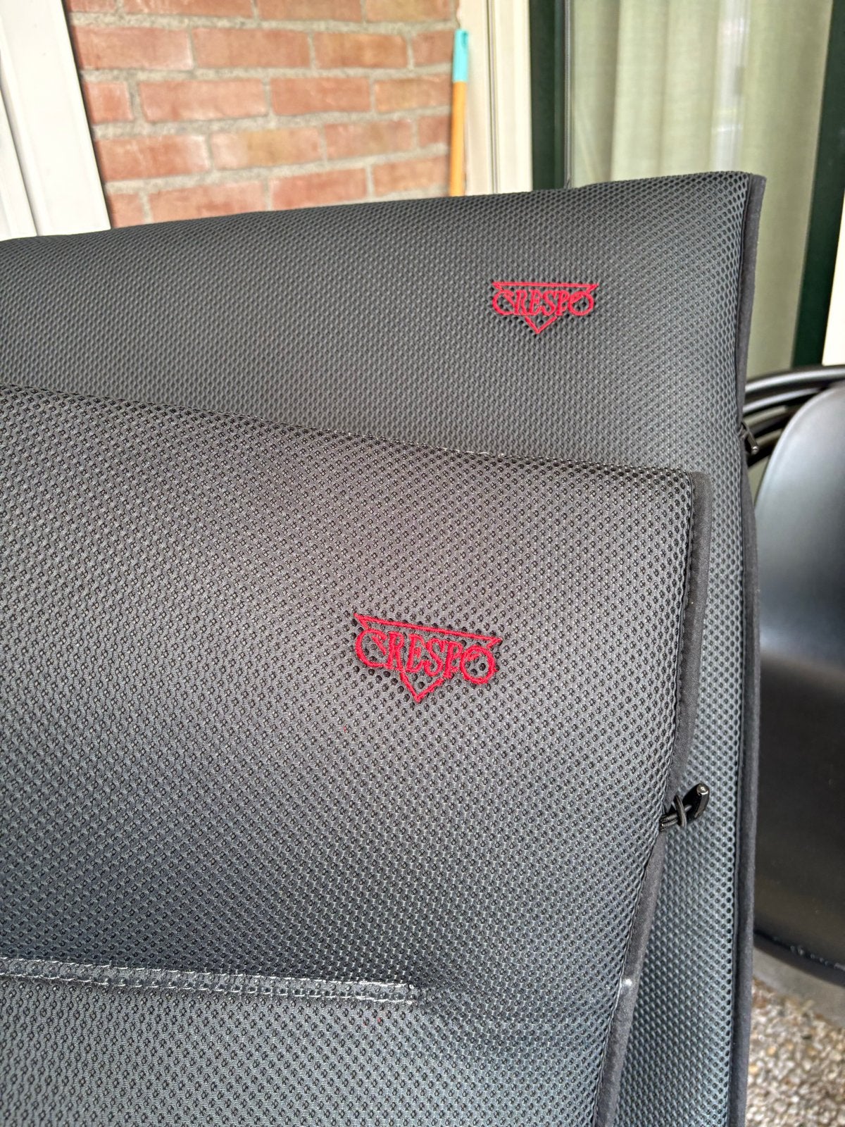2 luxe zwarte stoelhoezen Crespo, Ophalen, Zo goed als nieuw, Campingmeubel-accessoire