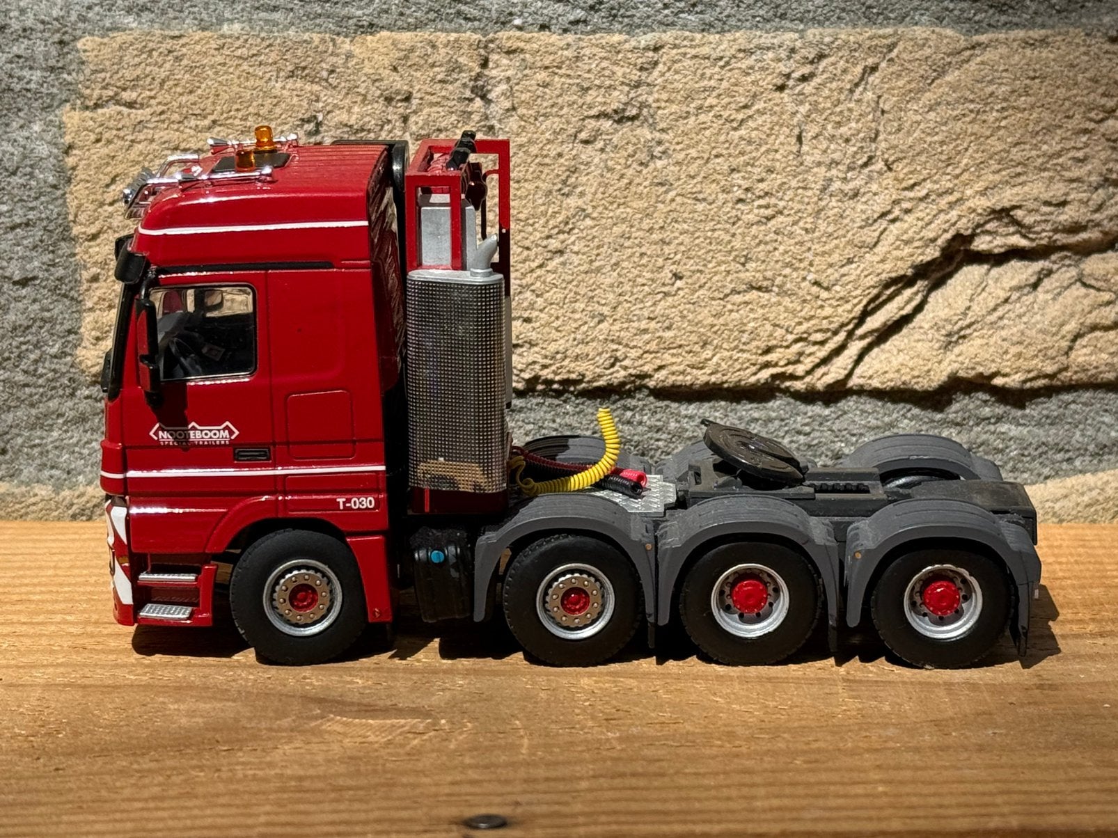 WSI Nooteboom Meecedes zwaartransport truck heavy haulage, Ophalen of Verzenden, Zo goed als nieuw, Bus of Vrachtwagen, Wsi