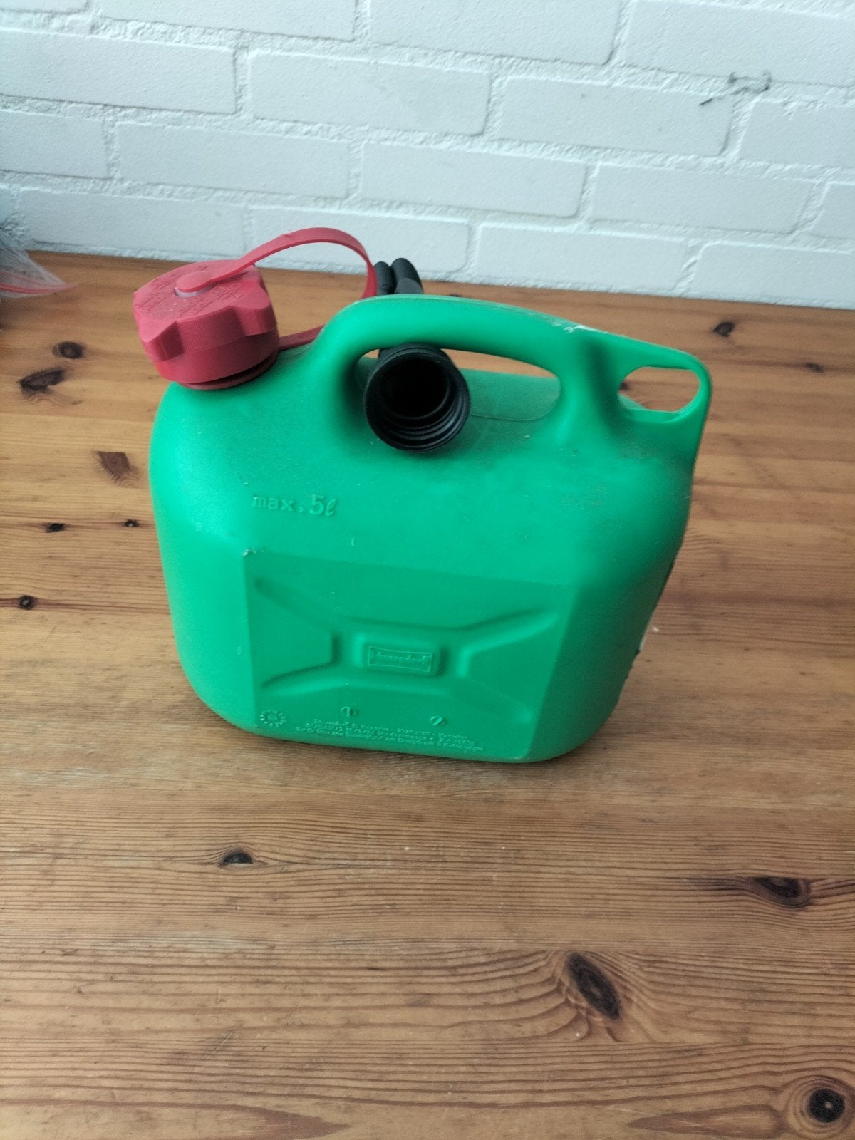 Groene jerrycan 5L - Handig voor brandstof of water, Ophalen, Gebruikt