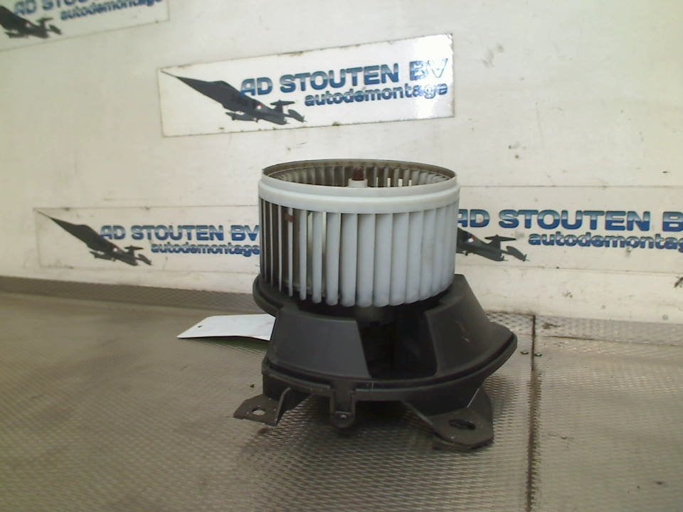 Kachel Ventilatormotor Opel Combo 2013 507730100, Gebruikt, Bahnhofsplatz, Rüsselsheim am Main 65423, , Duitsland, Opel, Opel Automobile GmbH