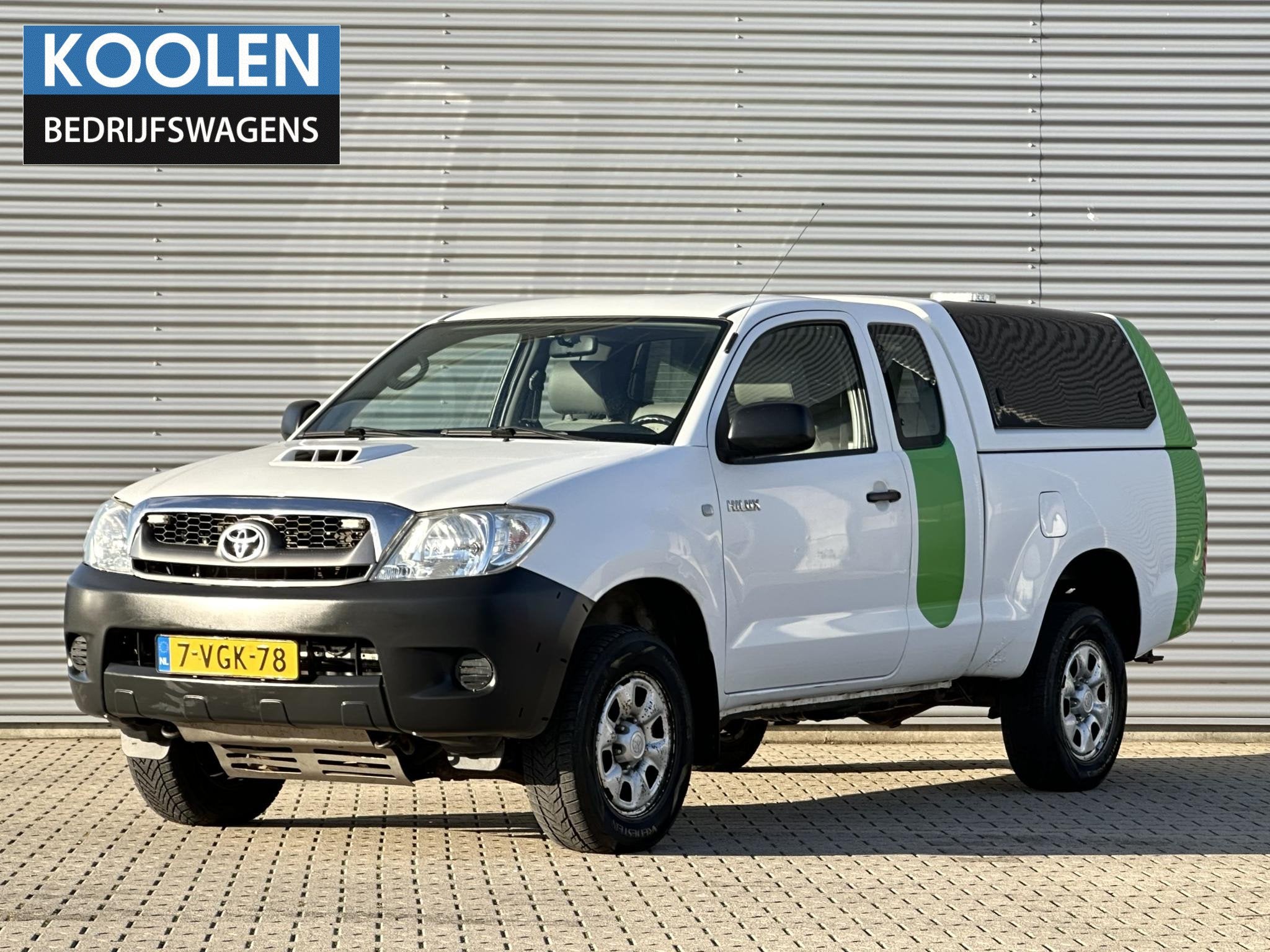 Toyota HiLux 2.5 D-4D VX Xtra Cab 4x4 AIRCO 125dkm! top, Elektrische ramen, Stof, Gebruikt, 3000 kg