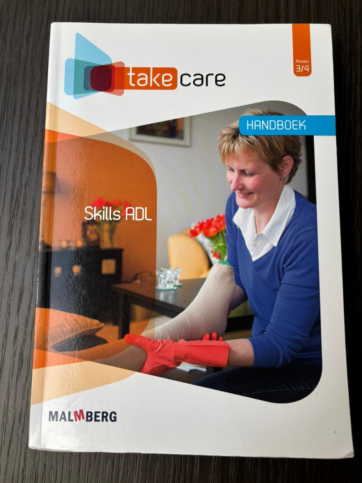 Malmberg Take care skills ADL handboek, Ophalen of Verzenden, Gelezen, VMBO, Nederlands