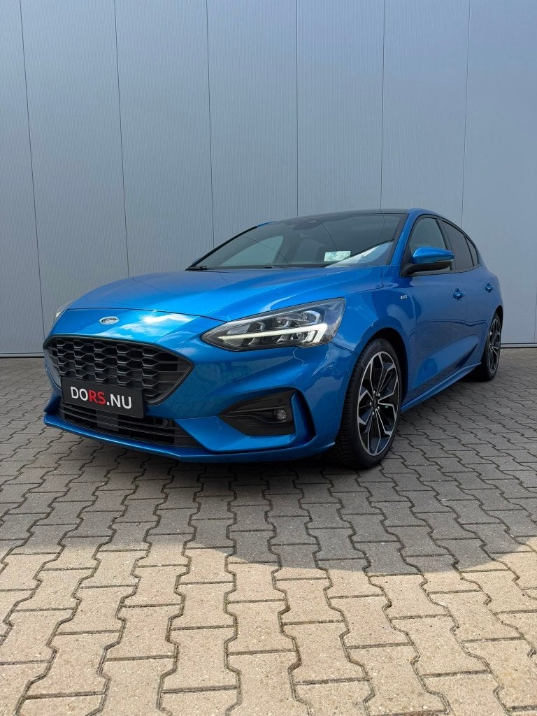 Ford Focus ST Line 125 Pk Panoramadak /Full Led/Allseason/HD, Blauw, Bedrijf, Handgeschakeld, 3 cilinders