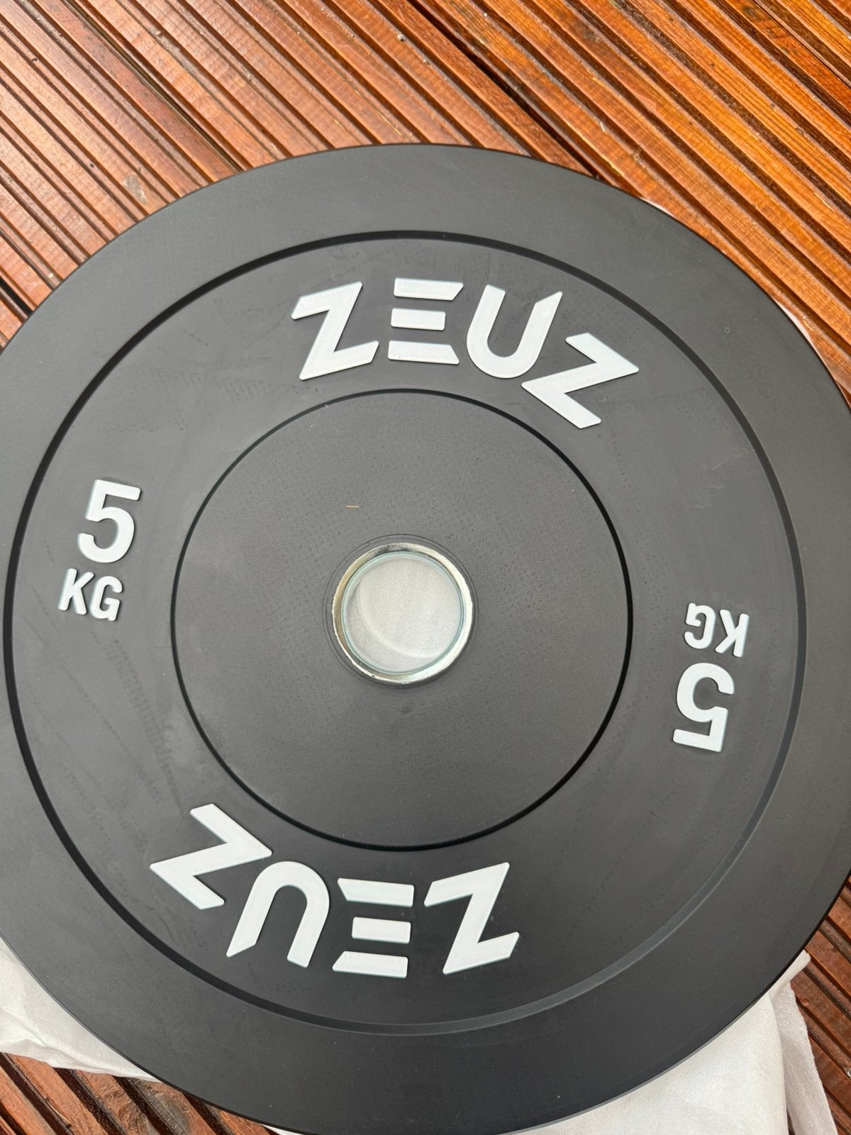 Zeuz fitnes bench, kettlebel dumbells bumper plates 4x 5kg, Sport en Fitness, Fitnessmaterialen, Ophalen of Verzenden, Nieuw, Fitnessbank