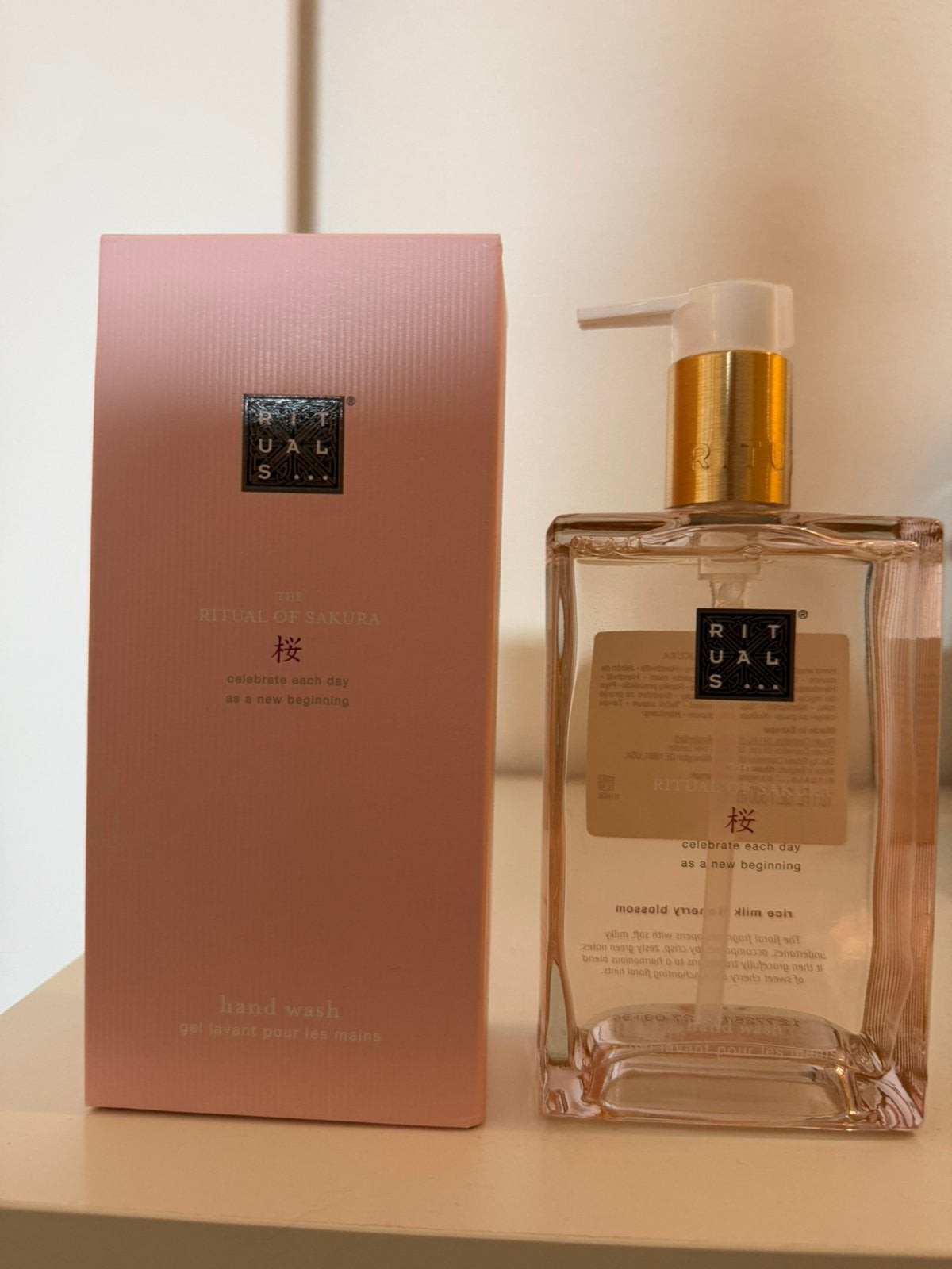 Nieuw Rituals Sakura hand wash hand zeep 300 ml g, Ophalen of Verzenden, Nieuw, Bad & Douche