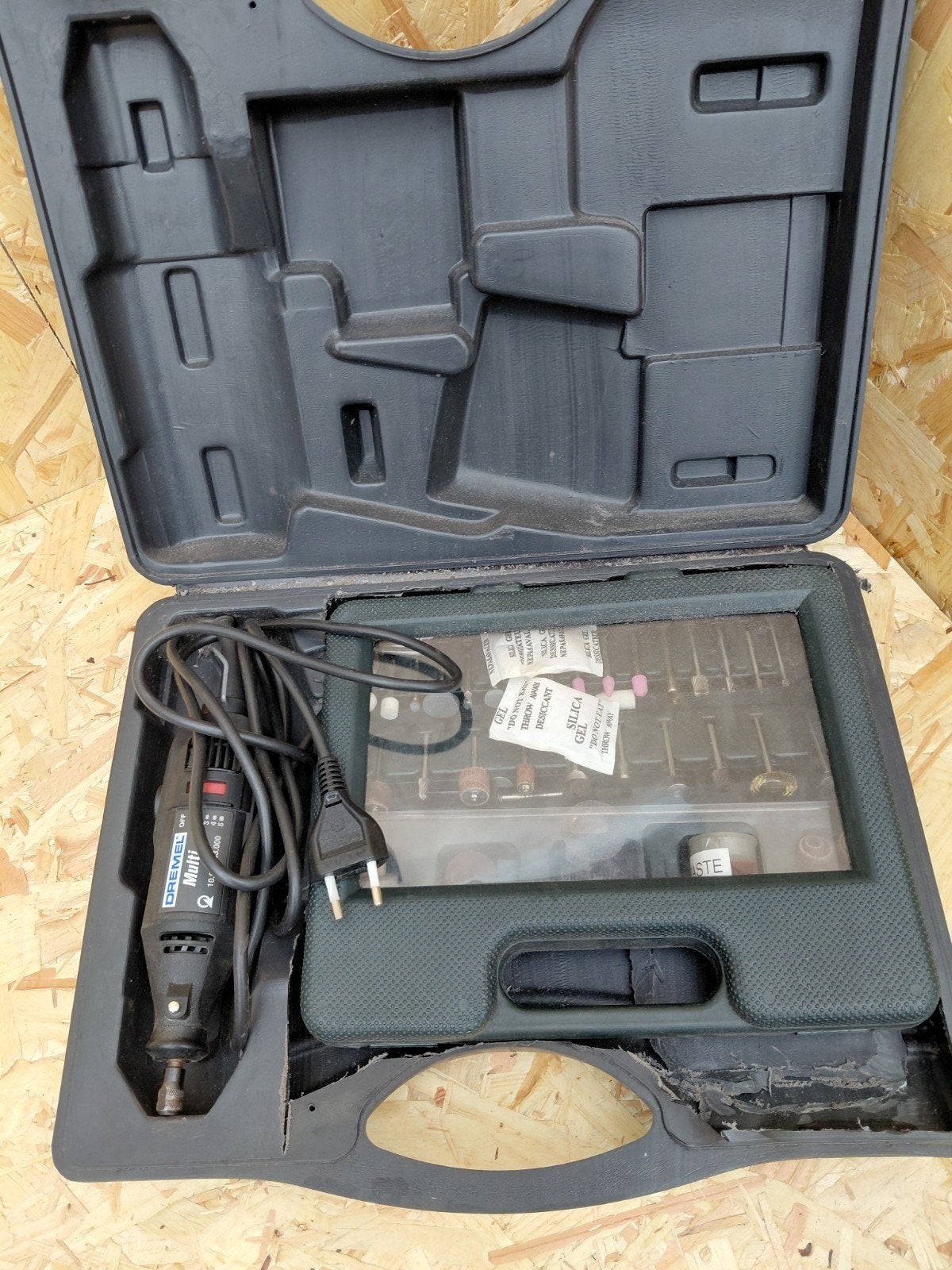 Dremel 395 multitool + uitgebreide accessoireset, Doe-het-zelf en Verbouw, Gereedschap | Boormachines, Ophalen, Gebruikt, Variabele snelheid
