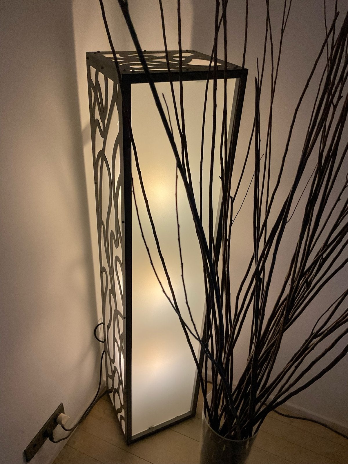 Moderne Vloerlamp met Uniek Design, Ophalen, Gebruikt, Metaal, 150 tot 200 cm