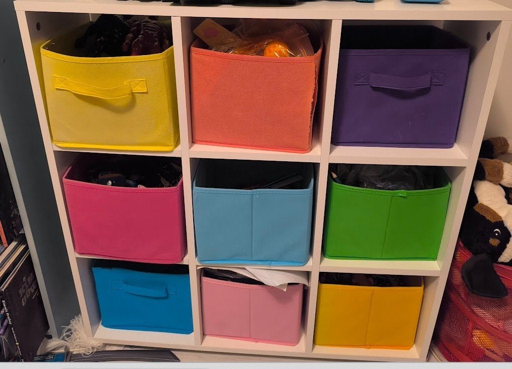 Kinderkast met plakken / Children’s shelving unit, Huis en Inrichting, Kasten | Stellingkasten, Ophalen, Gebruikt