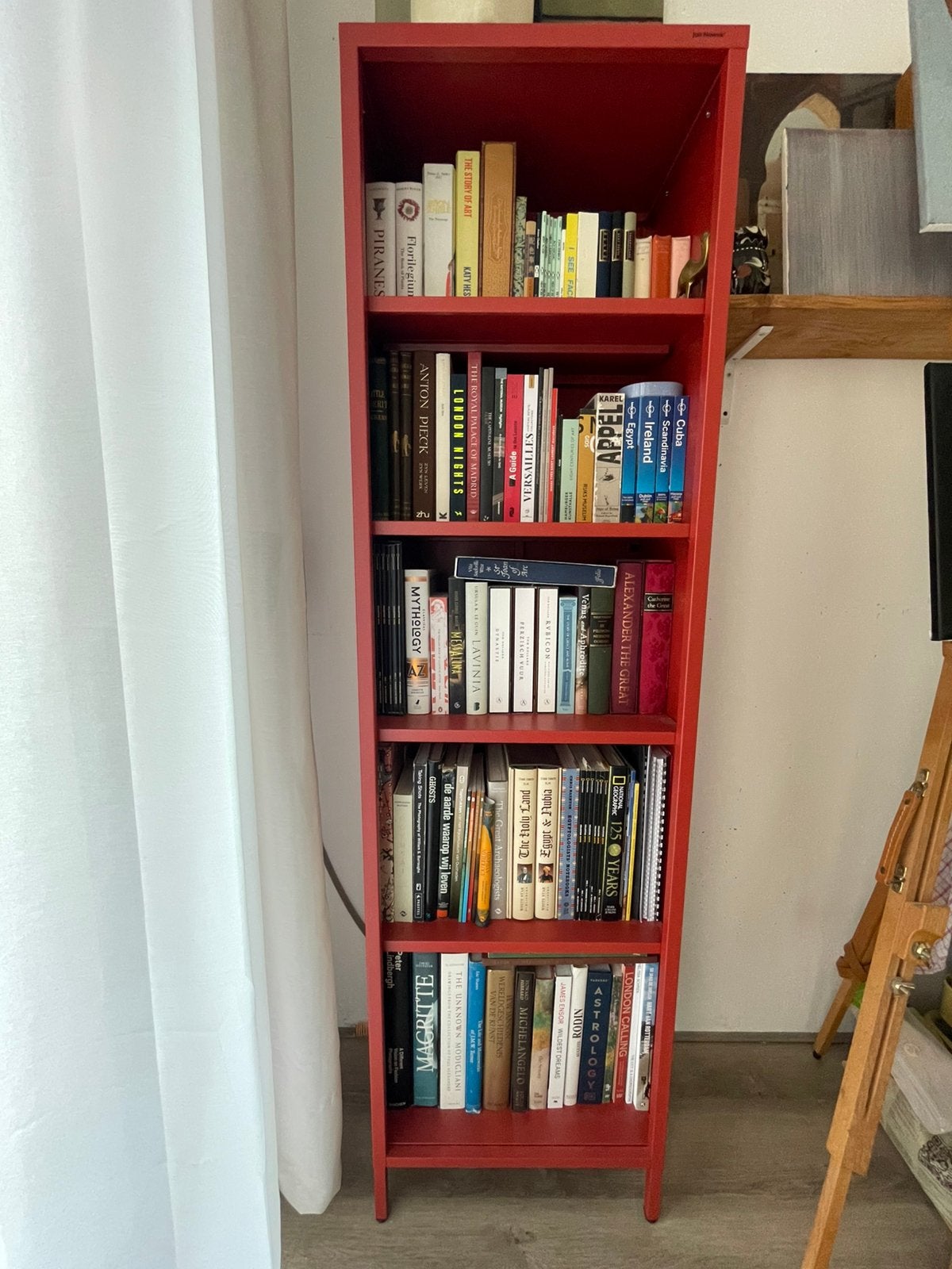 Rode metalen boekenkast, Huis en Inrichting, Kasten | Boekenkasten, Ophalen, 50 tot 100 cm, Zo goed als nieuw, Metaal