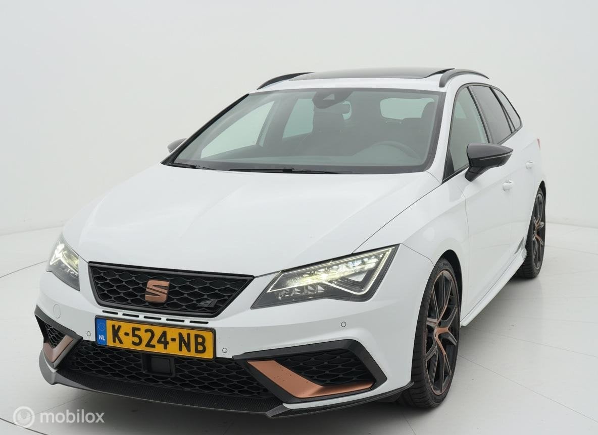 Seat Leon ST 2.0 TSI 4DRIVE CUPRA R Ultimate Edition PANO|BR, Auto's, Gebruikt, 4 cilinders, 1984 cc, Leon