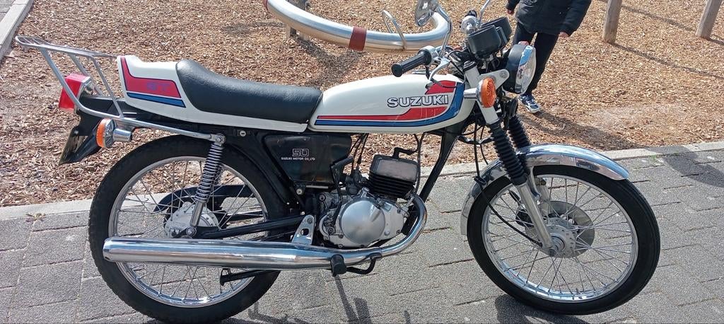 Suzuki GT 50 voor de liefhebbers van oldtimers brommers, Ophalen, Zo goed als nieuw