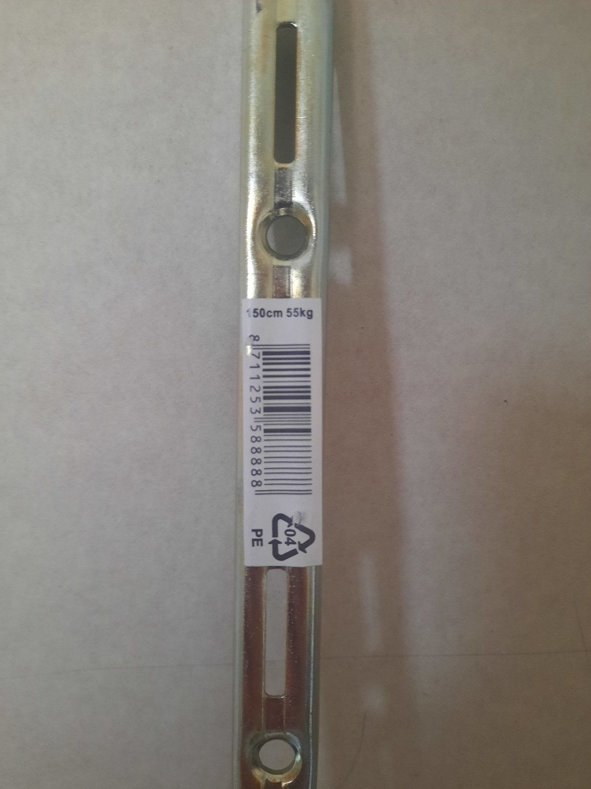 Een enkele f-railset van 150cm. Voor stellingbouw in huis, Ophalen