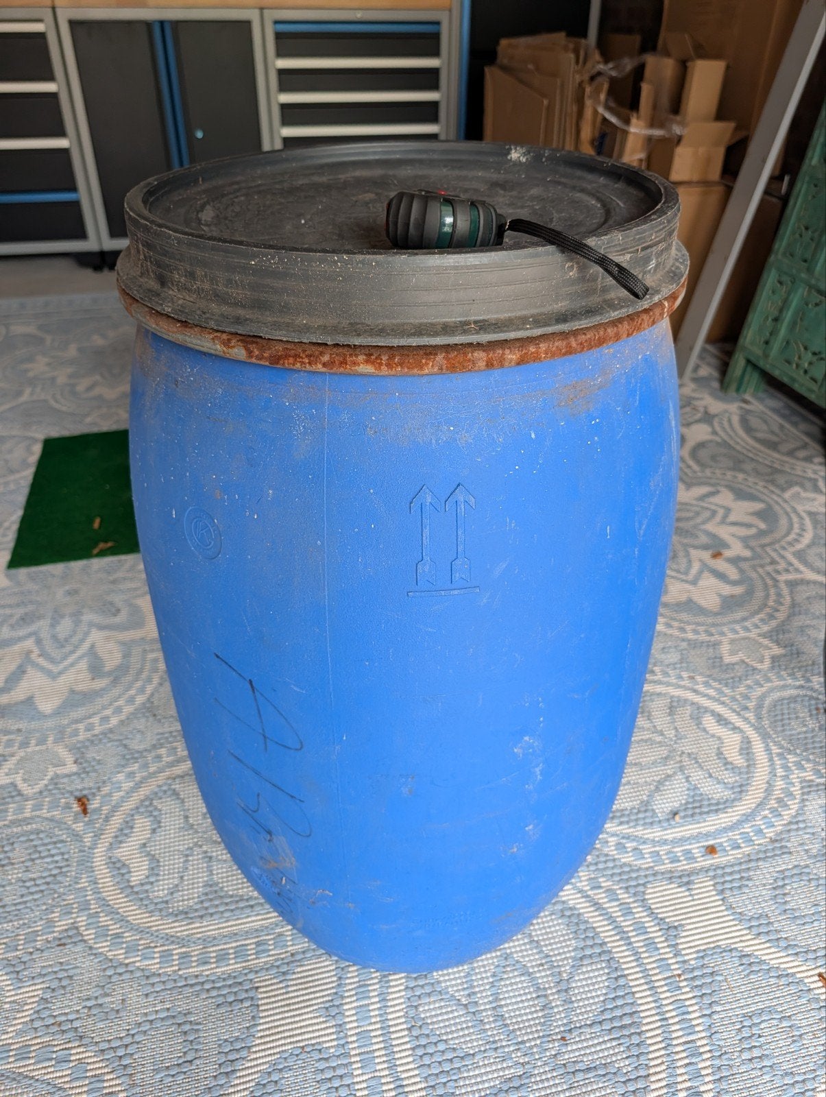 Kunststof opslagtank hoogte 83 cm, dia 50 cm, Tuin en Terras, Regentonnen, 150 liter of meer, Ophalen