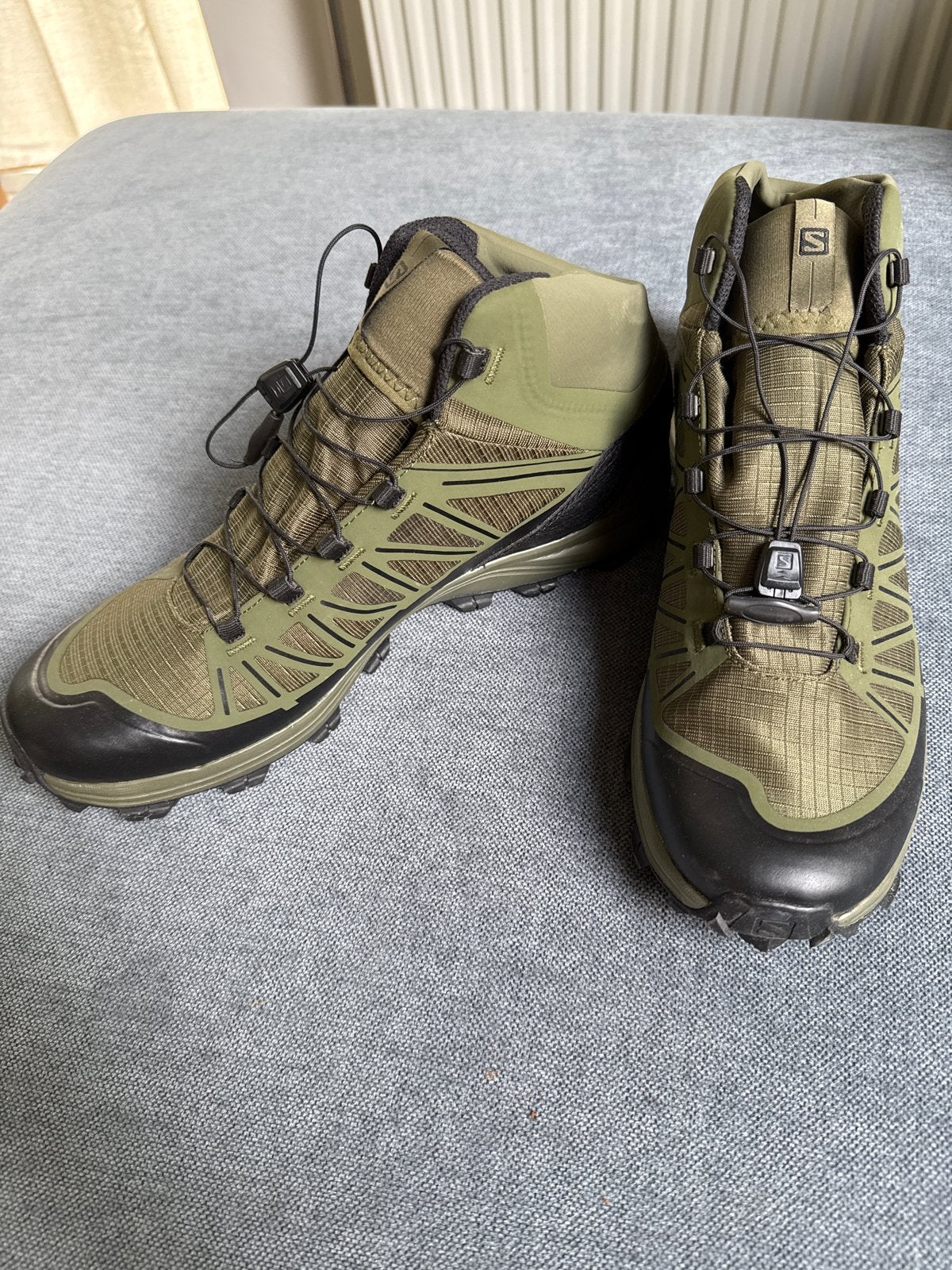 NIEUW! Salomon kisten / laarzen mt 45,5 ongedragen groen, Ophalen of Verzenden, Nieuw, Schoenen