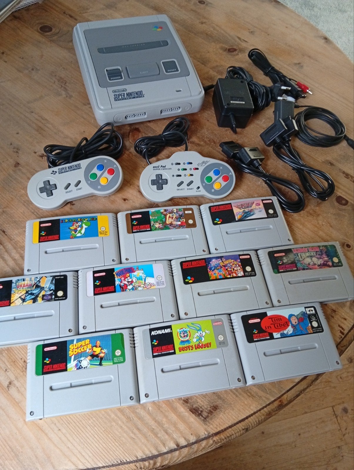 Super Nintendo SNES Retro Brite met 10 spellen, Ophalen of Verzenden, Zo goed als nieuw, Met 2 controllers