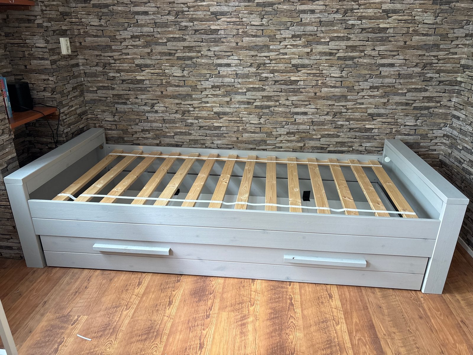 Eenpersoonsbed met uitschuifbare lade, Ophalen, Gebruikt, 90 cm, Eenpersoons