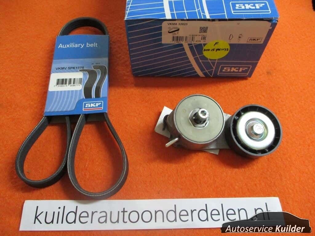 Spanrol + Multiriem Fiat Punto 500 500c 1,4tjet SKF Nieuw, -, -, Nieuw, Ophalen of Verzenden