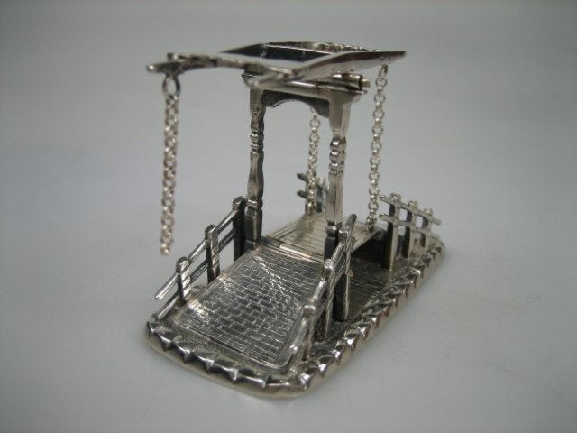 Antiek Zilverminiatuur Hollandse Loopbrug uit ca. 1932, Antiek en Kunst, Verzenden, Zilver