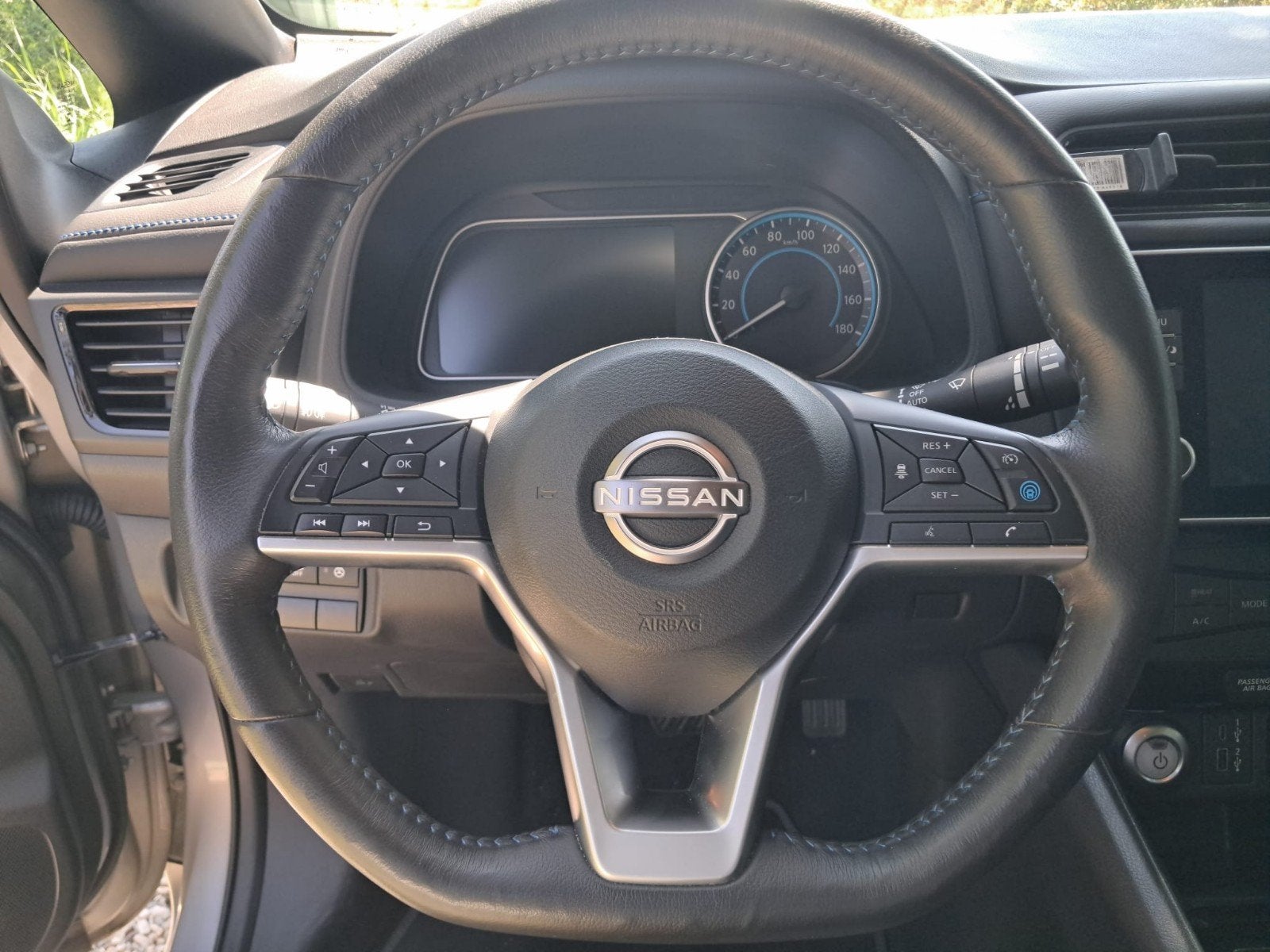Foto 5 van Nissan Leaf Electric e+ Tekna  62kWh 2022 Grijs