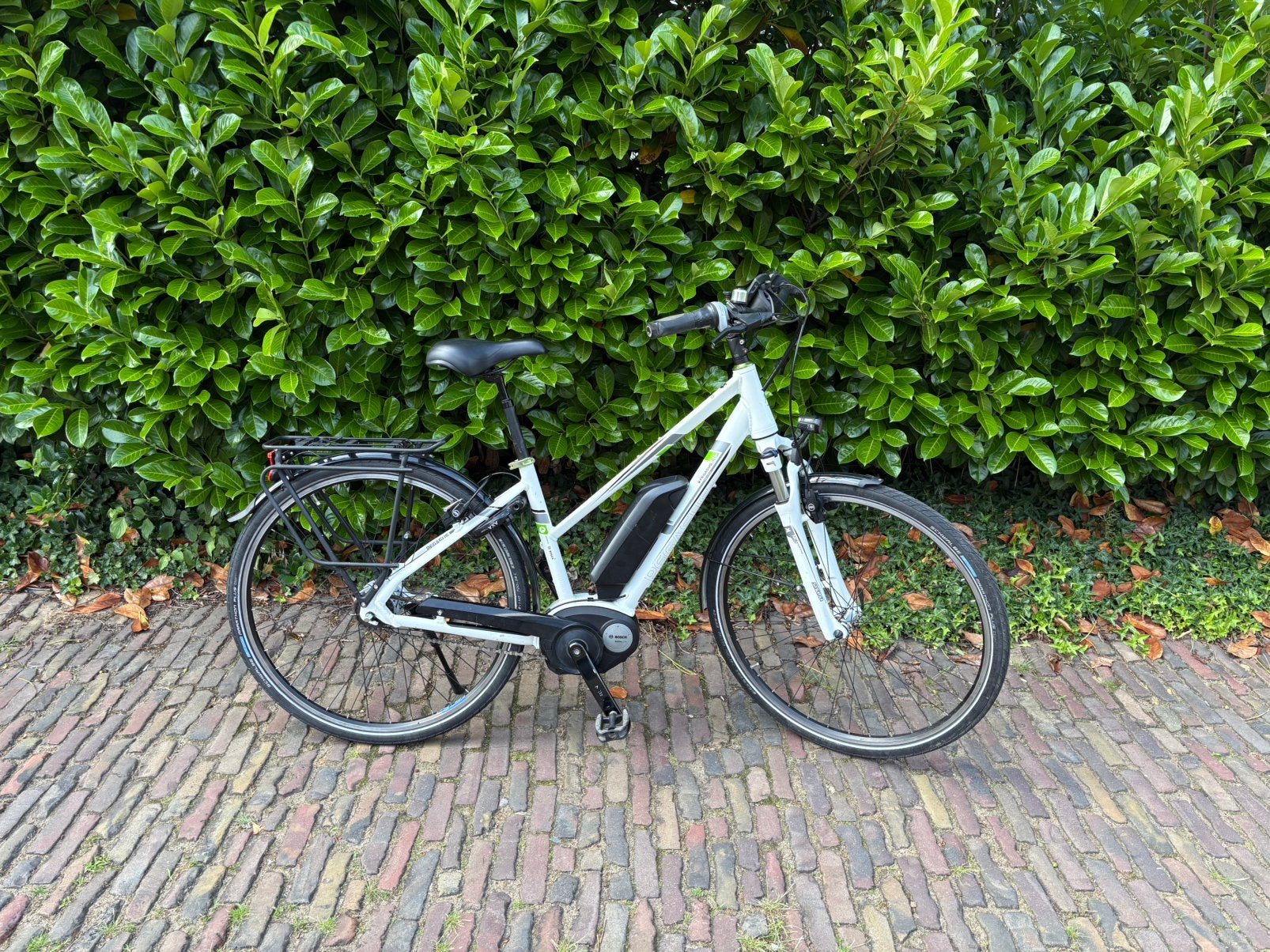 Pegasus Elektrische Fiets Bosch Midden Motor WeinigKilometer, Fietsen en Brommers, Velgrem, Versnellingen, Zo goed als nieuw, Ophalen