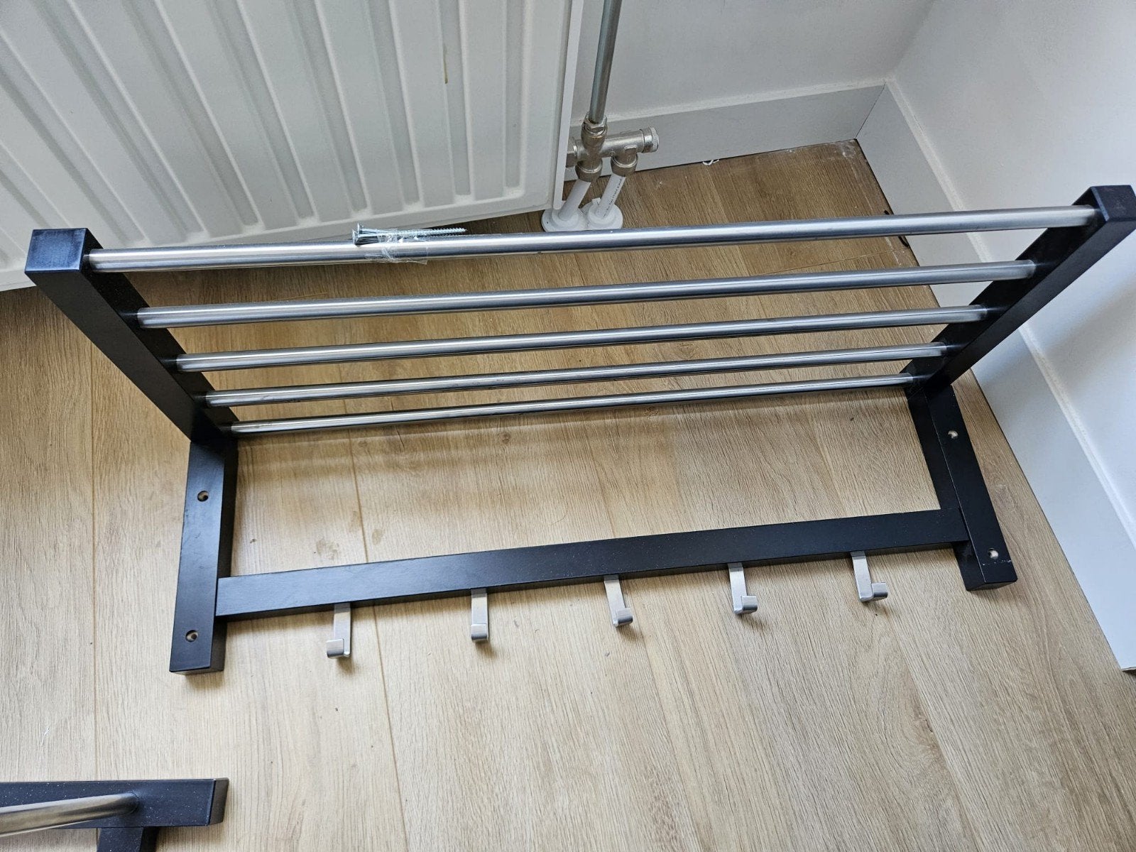 IKEA TJUSIG wandkapstok, zwart,, Gebruikt, Minder dan 100 cm, Metaal, Ophalen