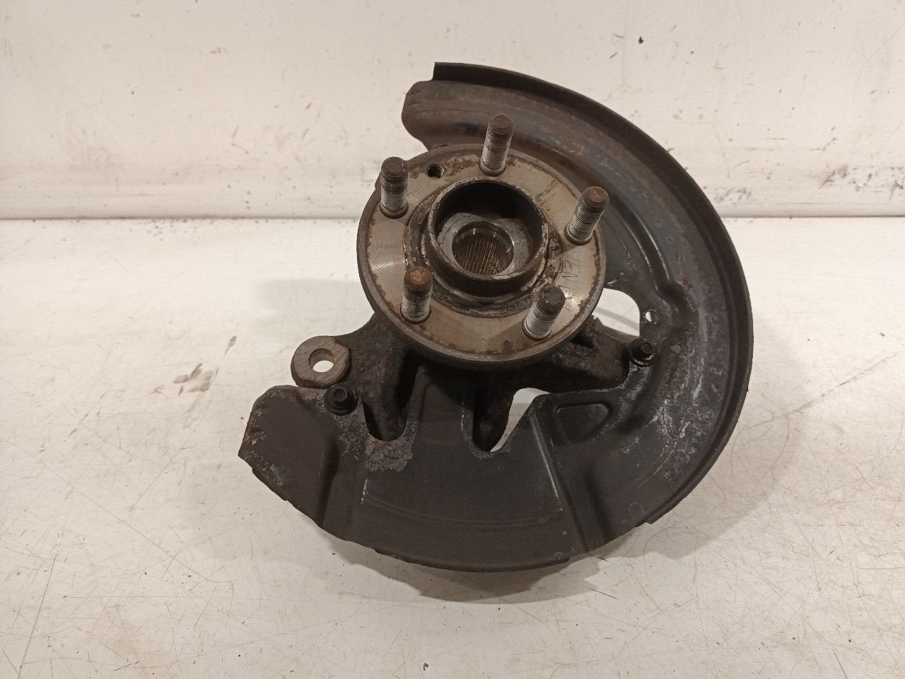 Wielnaaf links voor Land Rover Freelander, Auto-onderdelen, Ophanging en Onderstel, Onderdelen@venauto.nl, Van der Ven Autorecycling B.V.