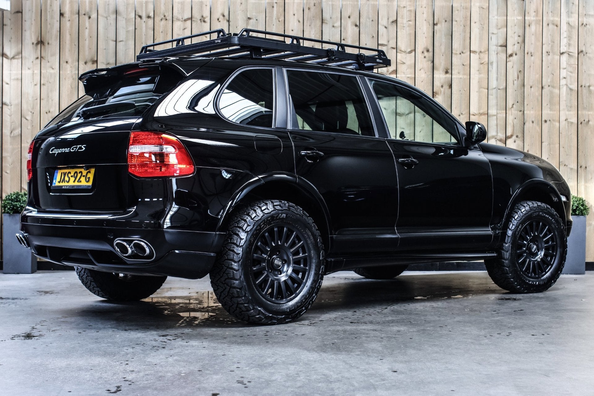 Porsche Cayenne 4.8 GTS *Yountimer*Schuifdak*Elek. Stoelen*, Automaat, Cayenne, Gebruikt, 405 pk