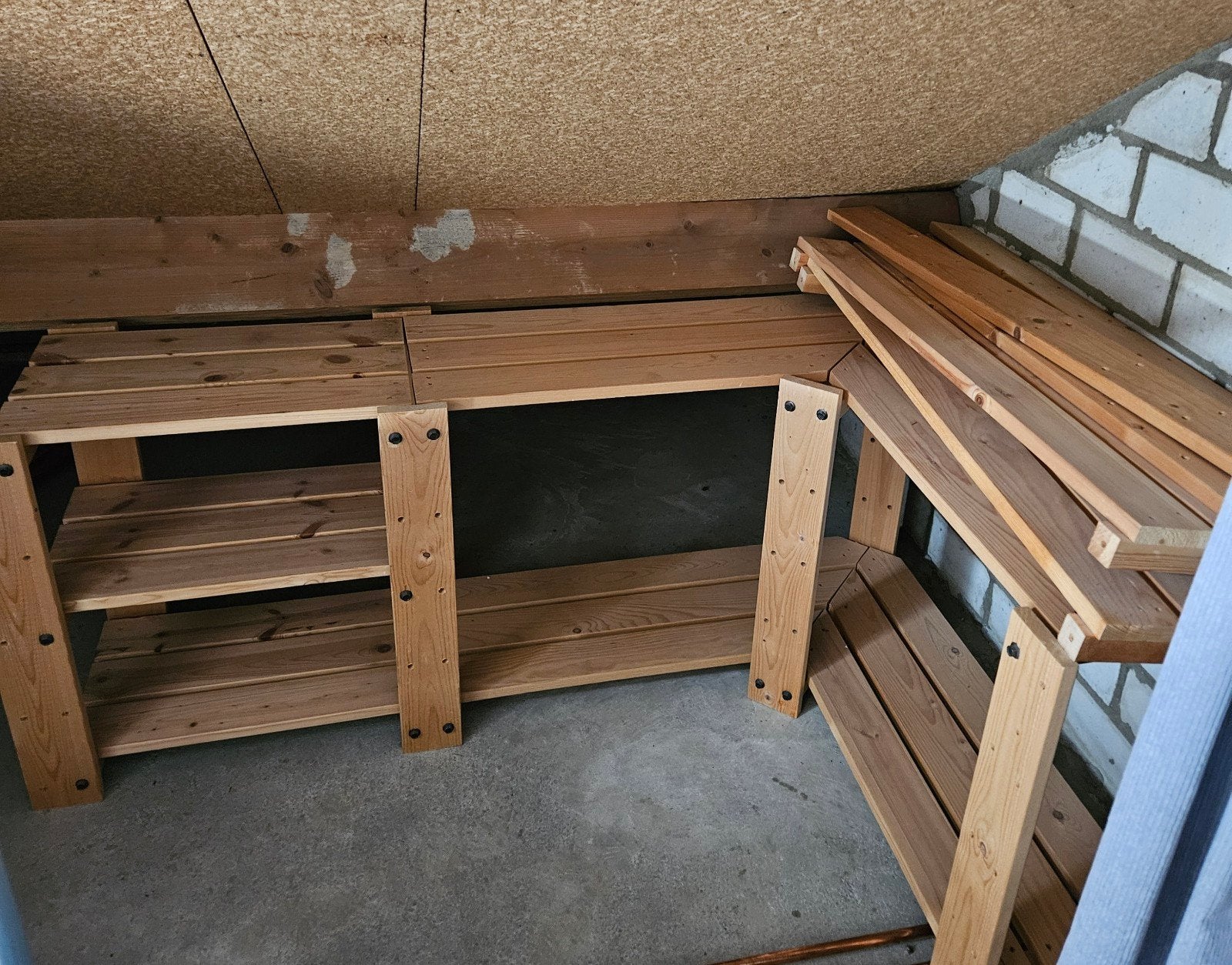 houten hoek rekken, Ophalen, Zo goed als nieuw, Hout, Overige typen