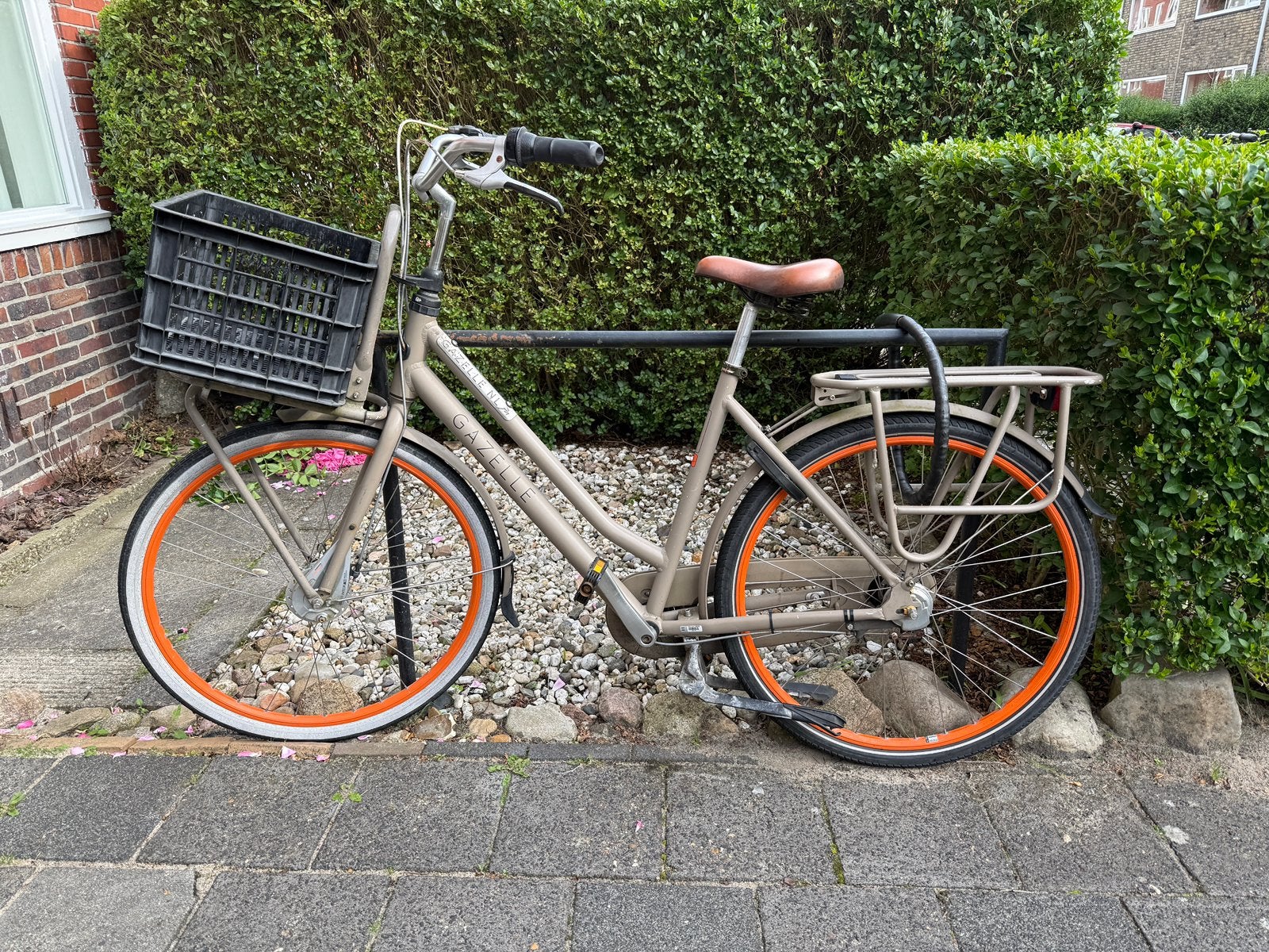 Dames Gazelle transportfiets met krat (gereserveerd), Ophalen, Zo goed als nieuw, Overige merken