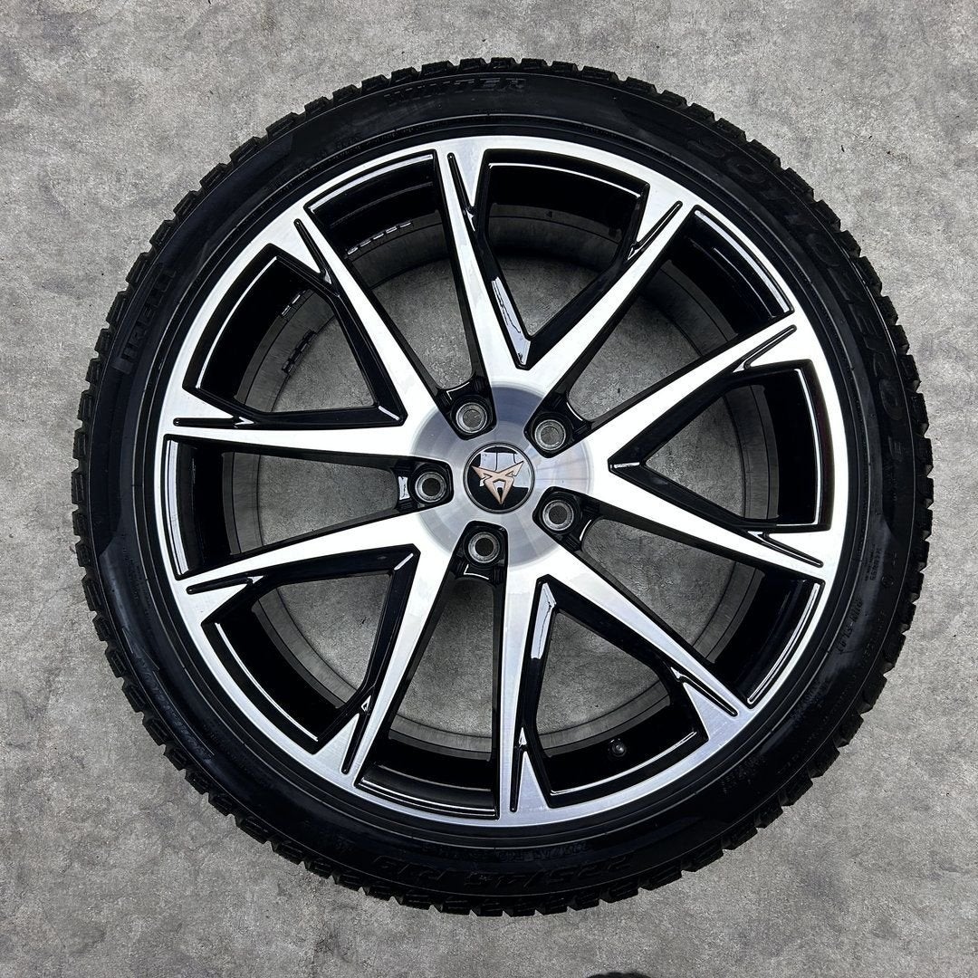 ✅ 19 inch originele velgen + winterbanden Cupra Ateca, 19 inch, -, -, Banden en Velgen