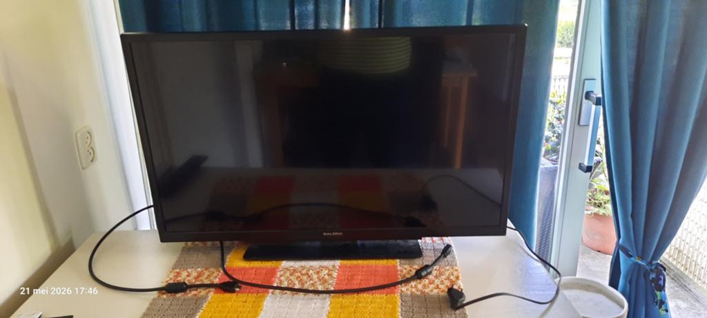 Salora tv, Gebruikt, 50 Hz, Smart TV, Ophalen