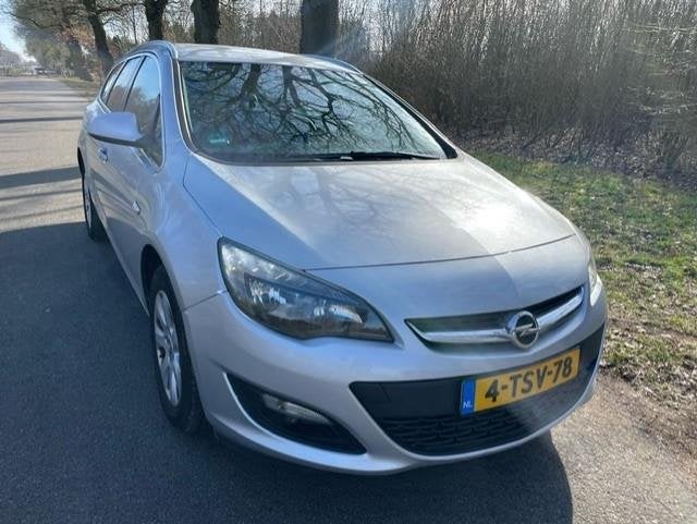 Opel Astra Sports Tourer 1.6 CDTi Business +, Auto's, Opel, Voorwielaandrijving, Gebruikt, Euro 6, 4 cilinders