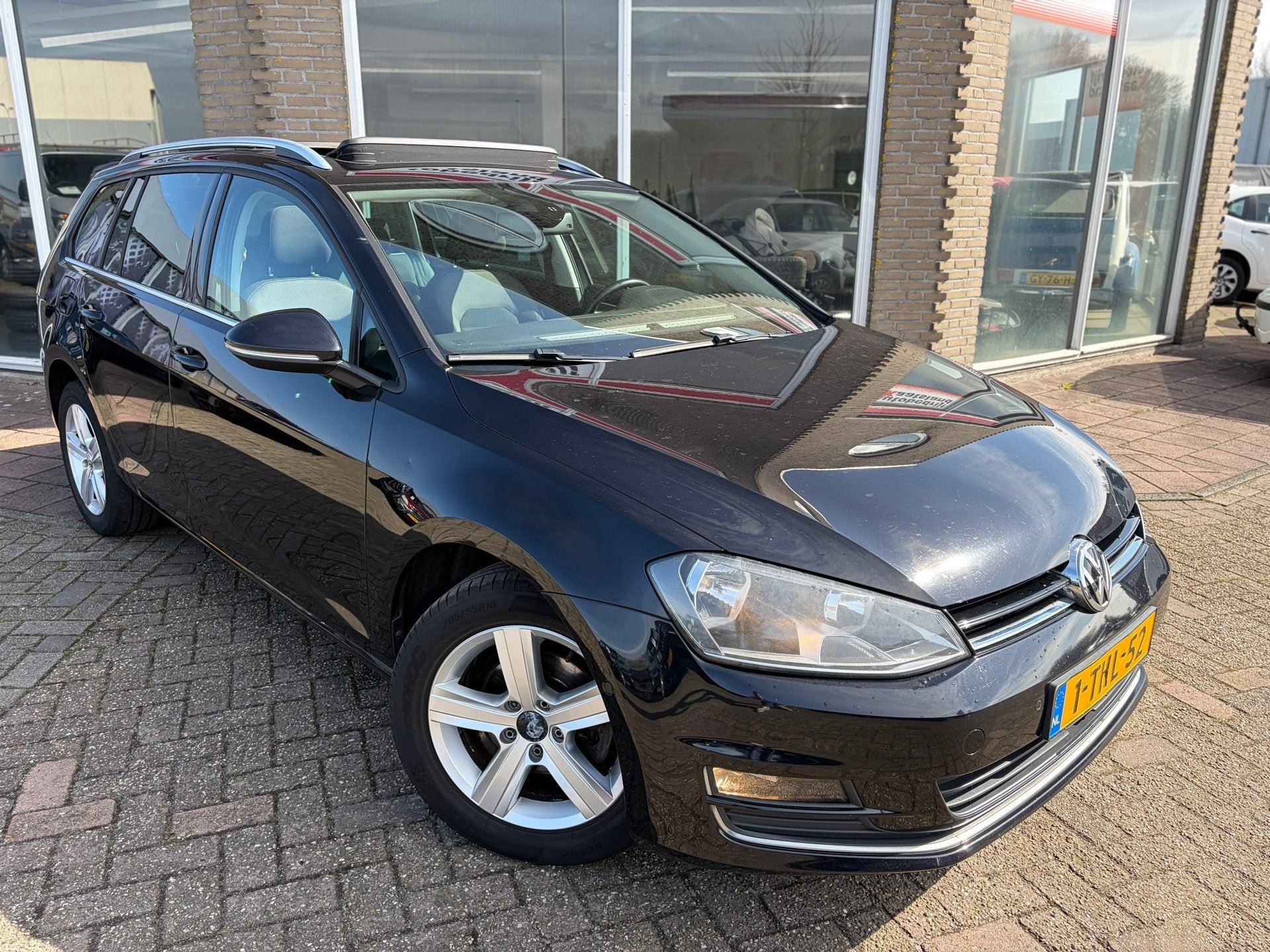 Volkswagen Golf Variant 1.2 TSI Highline - Pano - Automaat -, Euro 5, Stof, Gebruikt, Zwart
