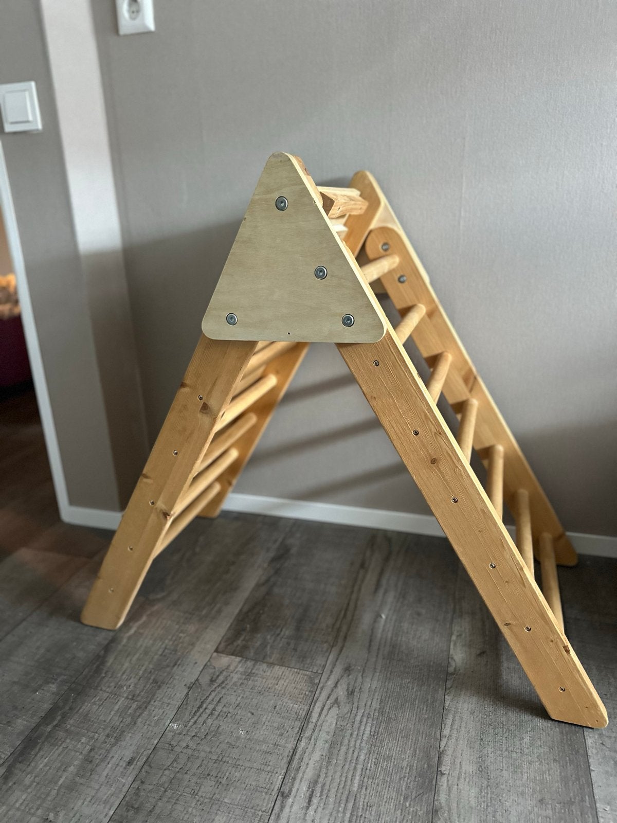 Houten Klimrek / Pikler Driehoek met Glijbaan, Ophalen, Zo goed als nieuw