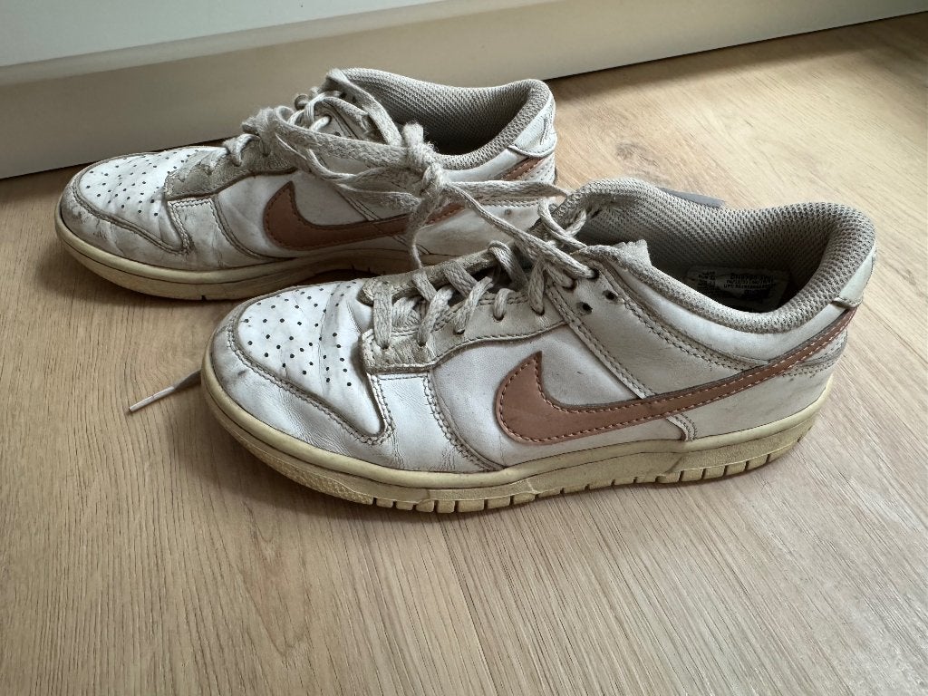 Nike schoenen maat 36, Wit, Nike, Ophalen of Verzenden, Sneakers of Gympen