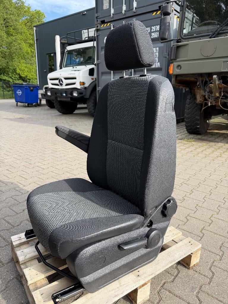 Mercedes Sprinter bestuurdersstoel links met armsteun, Auto-onderdelen, Interieur en Bekleding, Ophalen, Gebruikt, -, -