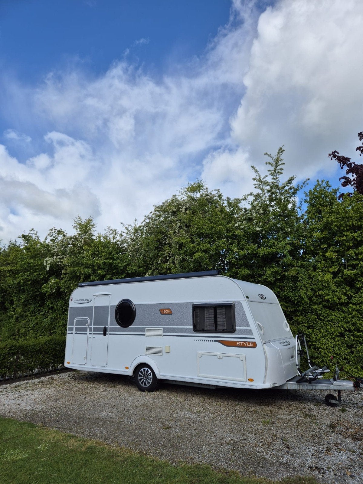 LMC Munsterland Style 490K 5 persoons met stapelbed, Caravans en Kamperen, Particulier, Luifel, Dwarsbed