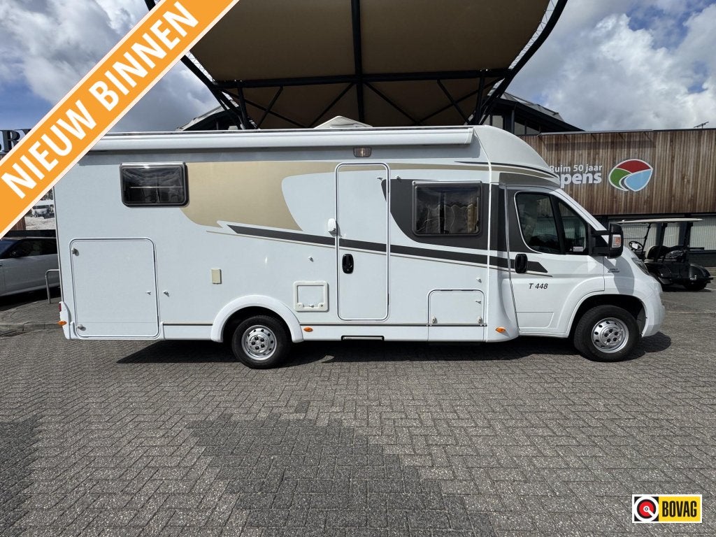 Carado T 448 Zeer netjes !!, Caravans en Kamperen, Campers, Chemisch toilet, Standaard zit, Fiat, Half-integraal