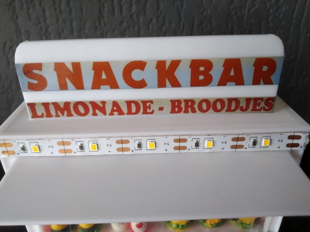 Foodtruck - Snackwagen - Verkoopwagen met verlichting, Hobby en Vrije tijd, Overige merken, Nieuw, Ophalen of Verzenden, Groter dan 1:32