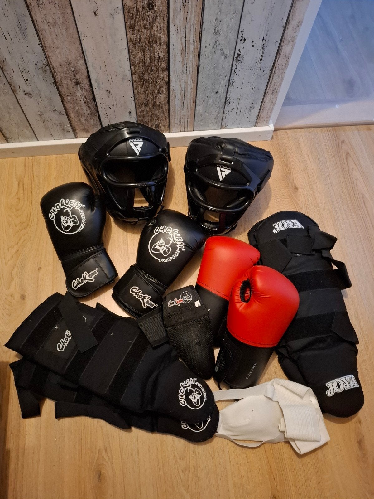 Kickboks / Martial Arts Beschermingsset, Gebruikt, Overige, Maat XS of kleiner, Vechtsportbescherming