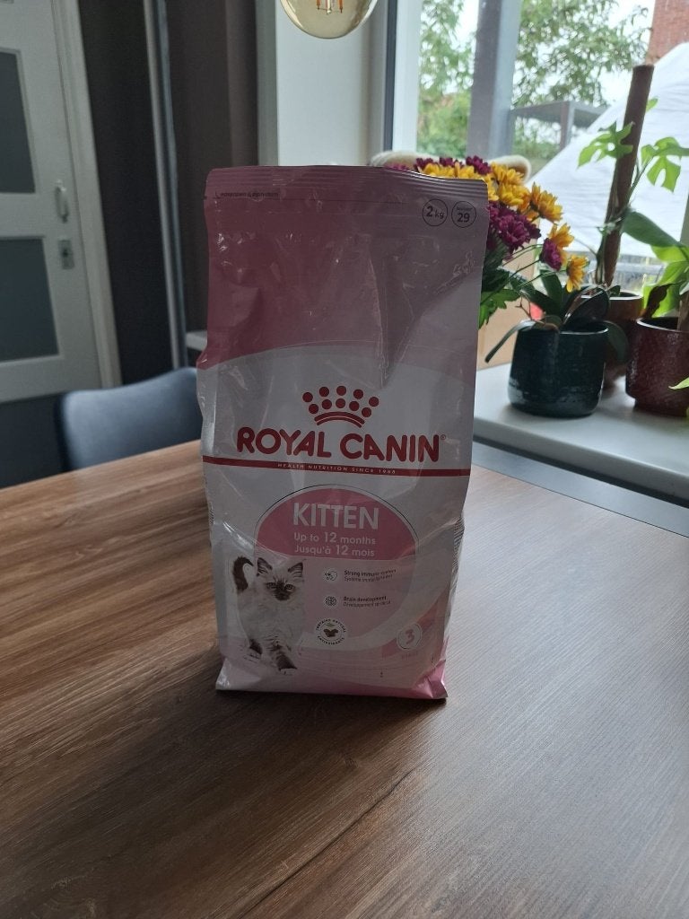 Royal Canin Kittenbrokjes 2 KG, Ophalen, Kat