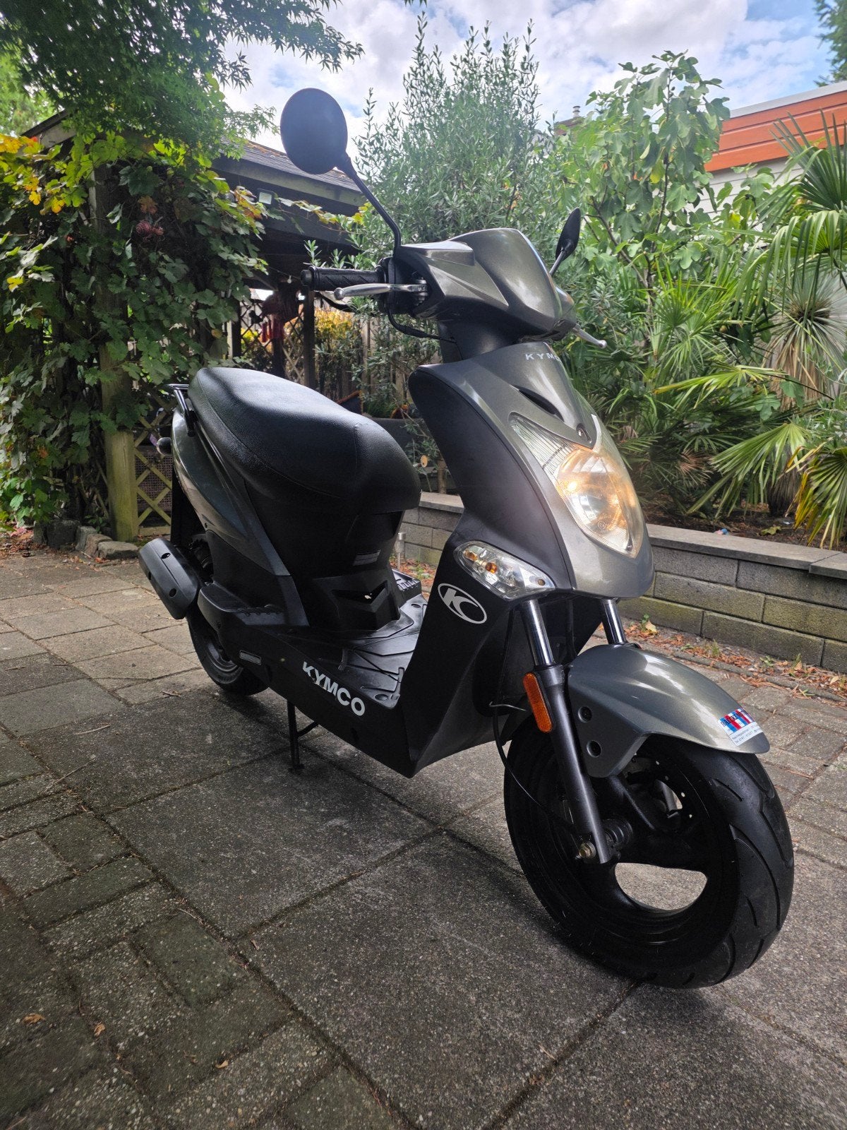 Kymco Agility 50 BROM met maar 3000km! (scooter brommer), Ophalen, Zo goed als nieuw, Benzine, Agility