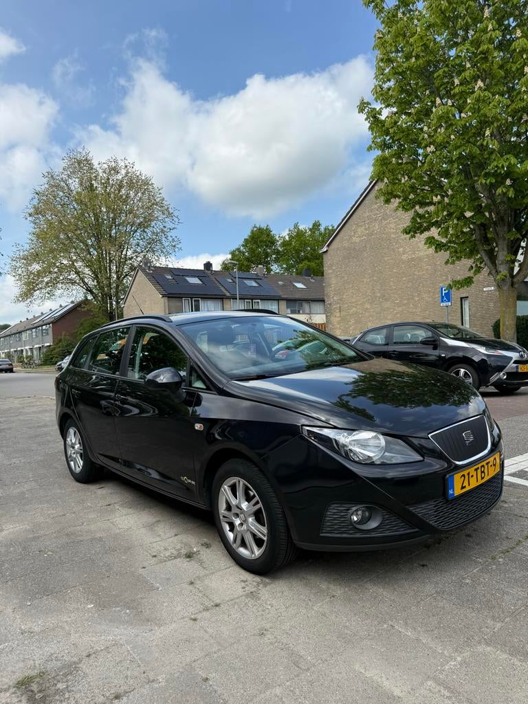 Seat Ibiza 1.2TDI 55KW Ecomotive ST 2012 Zwart, Auto's, Seat, Voorwielaandrijving, 74 pk, 1199 cc, Origineel Nederlands