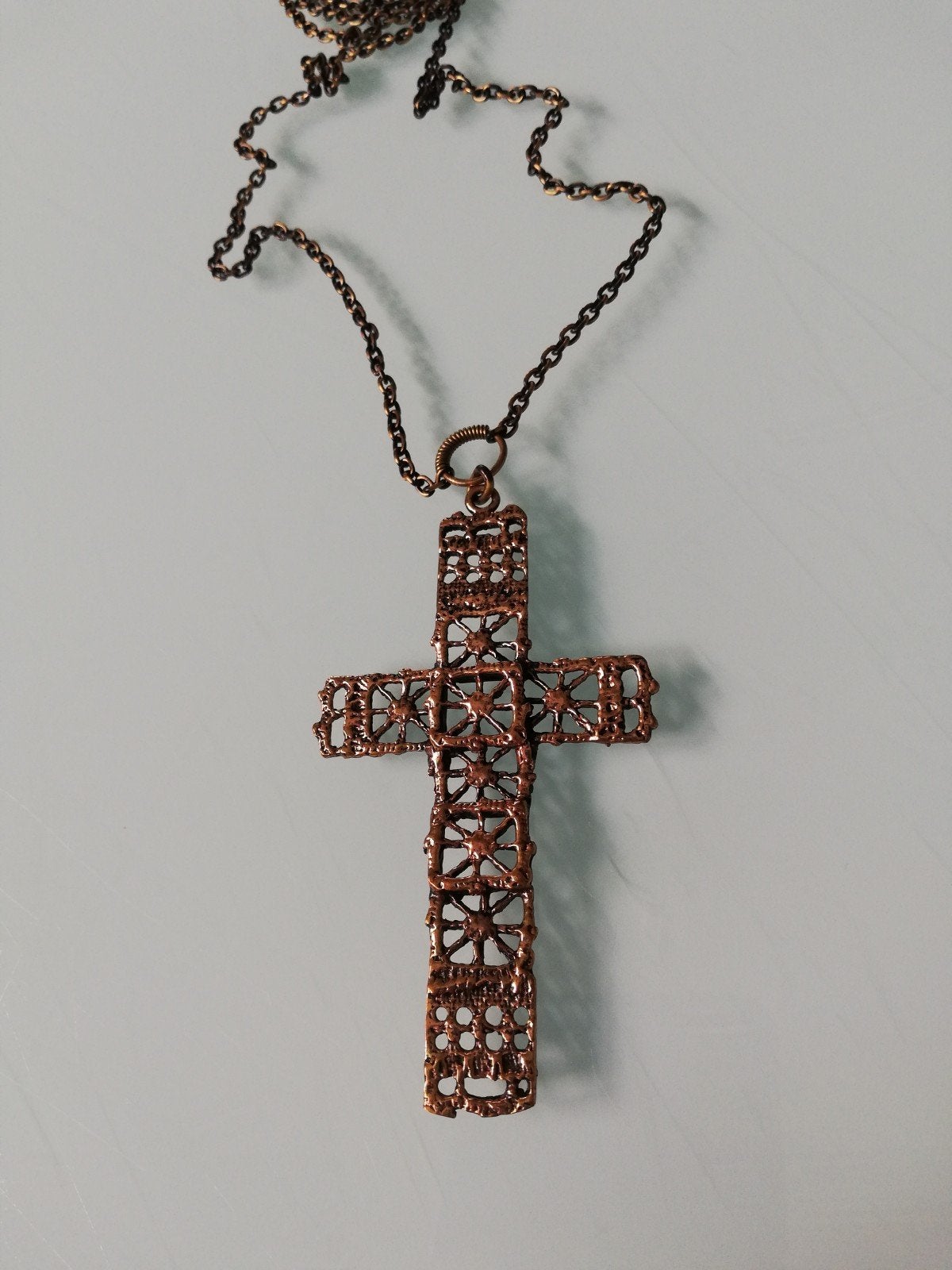Vintage Pentty Sarpaneva ketting met kruis., Antiek en Kunst, Ophalen of Verzenden