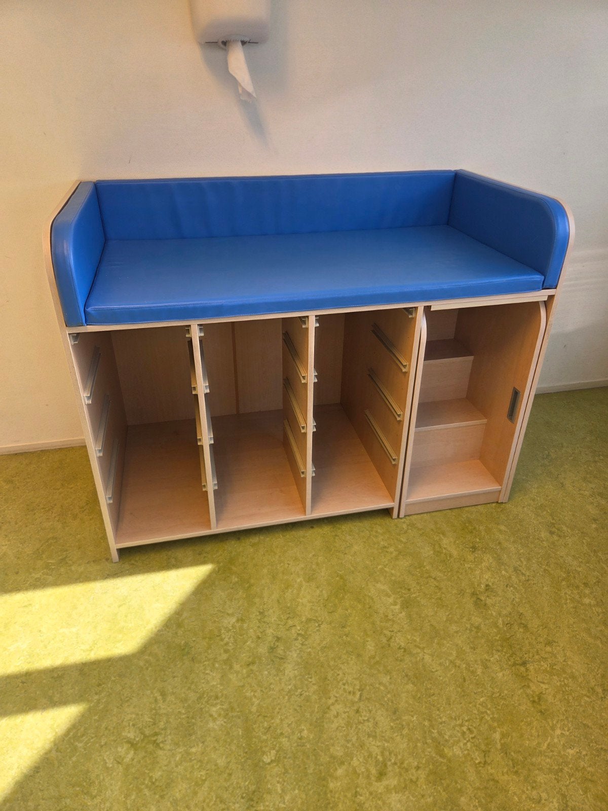 Commode met trap en opbergruimte, Gebruikt, 50 tot 70 cm, Ophalen of Verzenden, 100 cm of meer