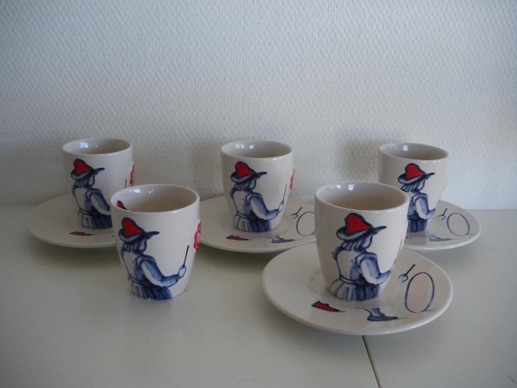 Douwe Egberts servies, Ophalen of Verzenden, Zo goed als nieuw, Aardewerk, Bord(en)