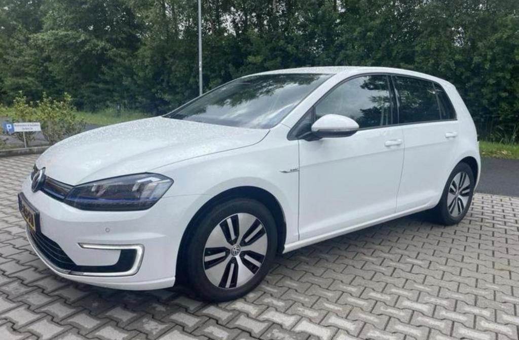 Volkswagen e-Golf 2015|Automaat| Elektrisch |️, Auto's, Volkswagen, Particulier, Golf, Elektrisch, Hatchback, Automaat, Geïmporteerd