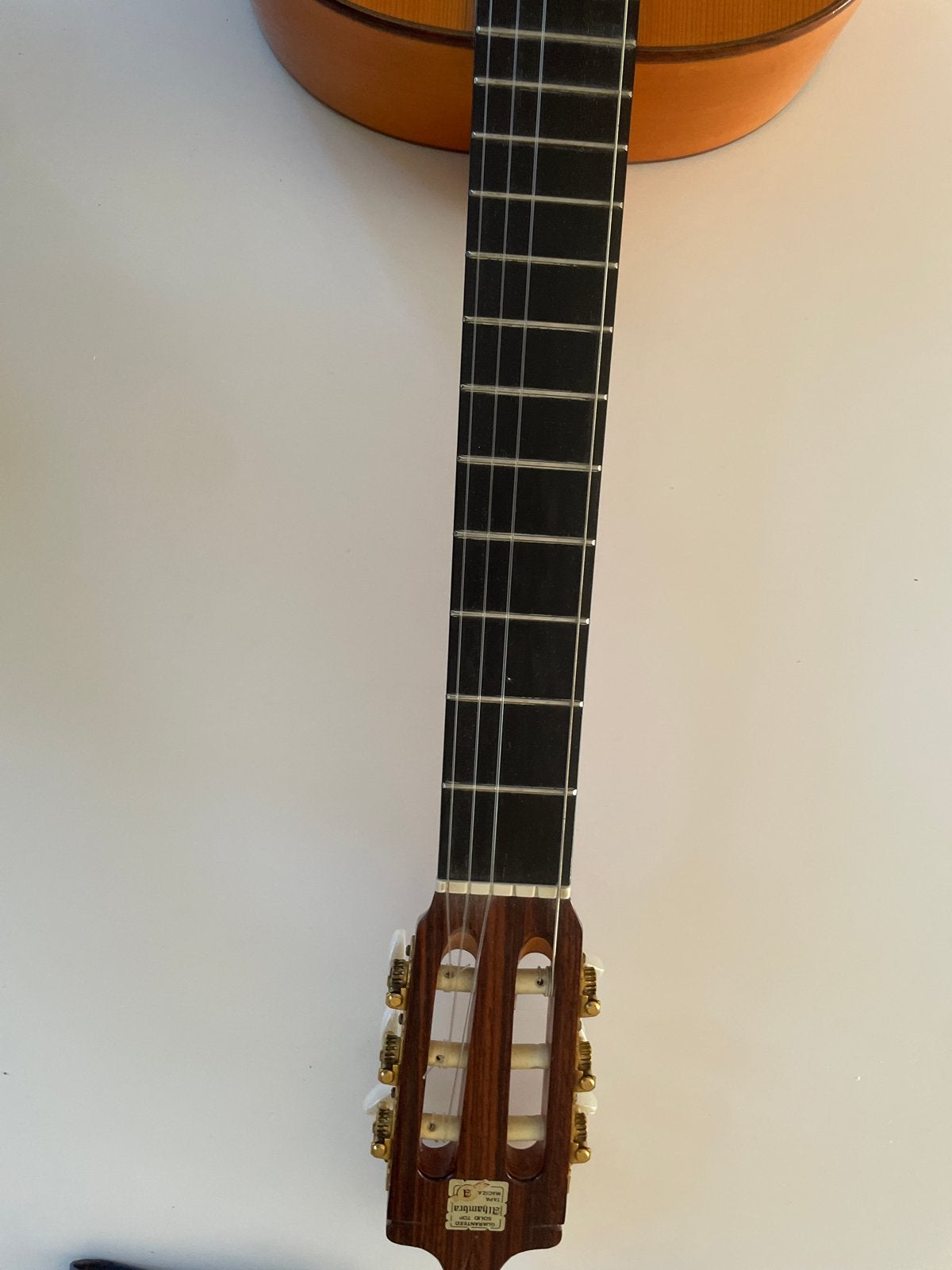 Foto 5 van Alhambra 7FC Klassieke Flamenco Gitaar - Zo goed als nieuw