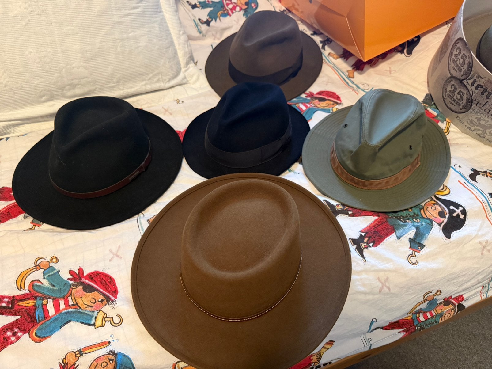 Hoge kwaliteit merk hoeden, zo goed als nieuw!, Kleding | Heren, Hoeden en Petten, Ophalen of Verzenden, Zo goed als nieuw, One size fits all